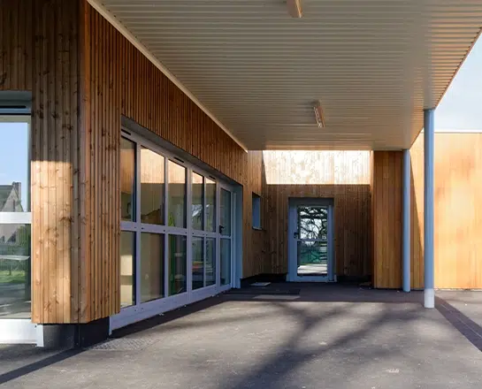 Construction de crèches et garderie avec des matériaux durables et responsables