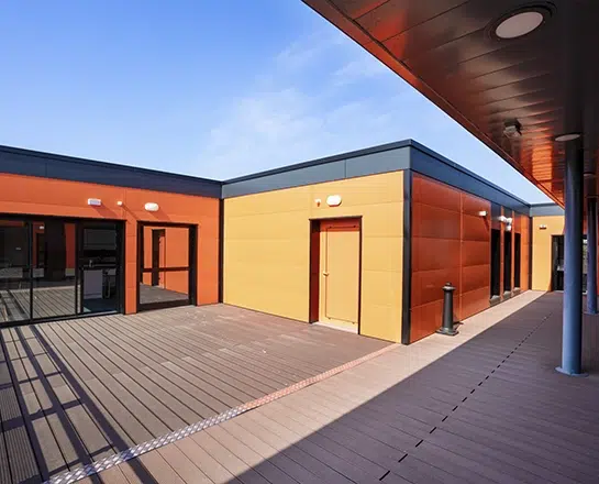 Extension bureaux modulaires avec matériaux issus de la filière sèche