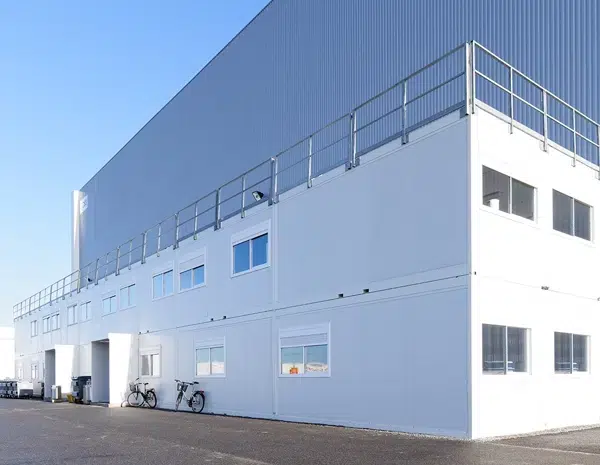 Rapidité de mise en œuvre et de la construction de votre sanitaire d'entreprise