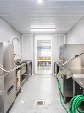 Partie plonge du restaurant modulaire en location